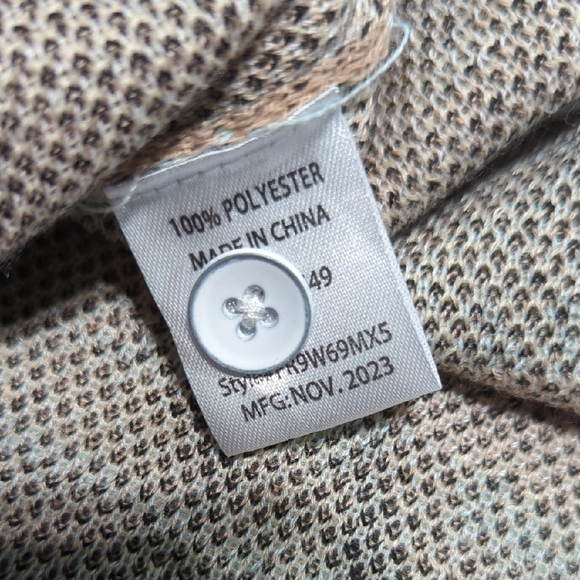 Free Planet Tan Graphic Button Down Shirt - Picture 9 of 11